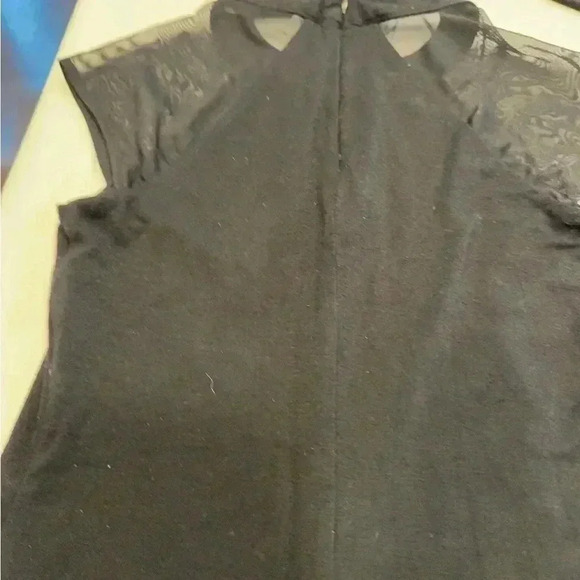 Bailey/44 black top with sheer cap sleeves and Sheer V-Front insert zip back XS - Picture 8 of 11